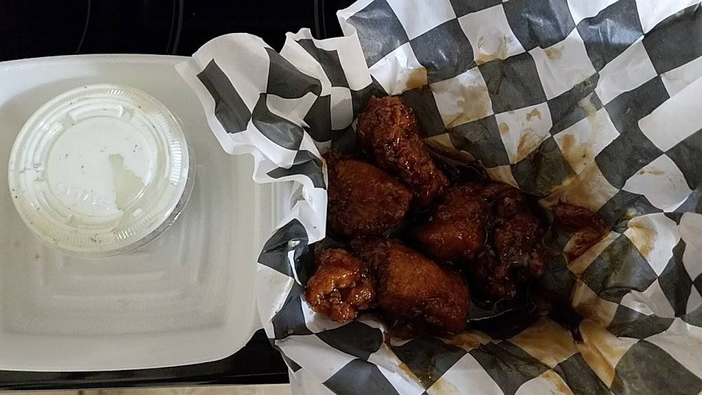 Wings on Main | restaurant | 409 S Main St, Salado, TX 76571, USA | 2543082244 OR +1 254-308-2244