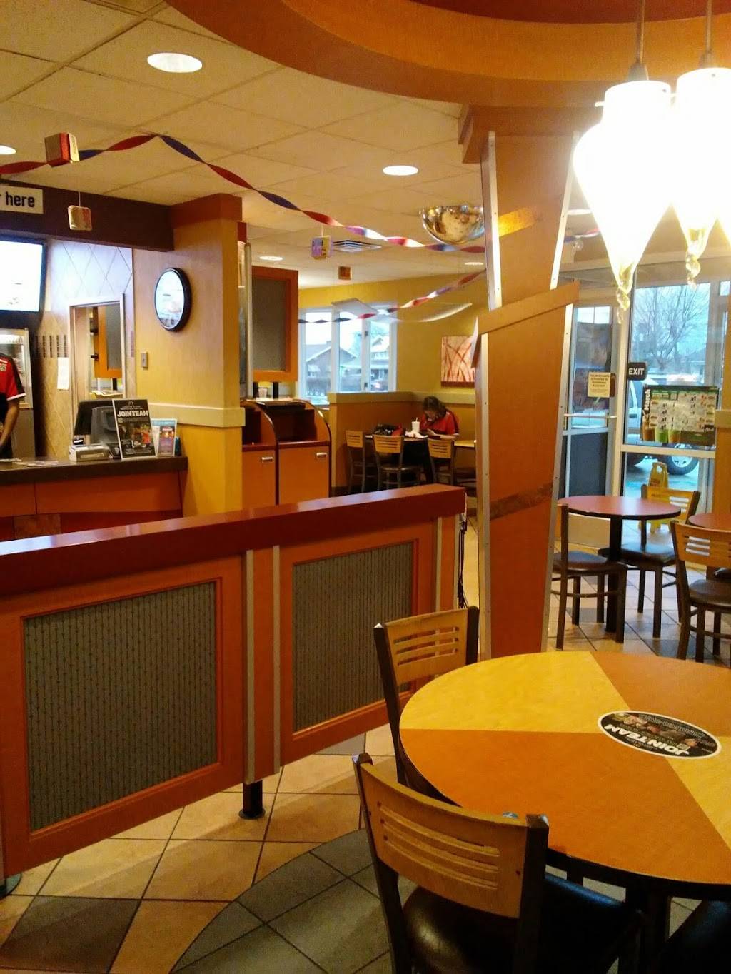 McDonalds | cafe | 2306 E 4th St, Owensboro, KY 42303, USA | 2706835053 OR +1 270-683-5053