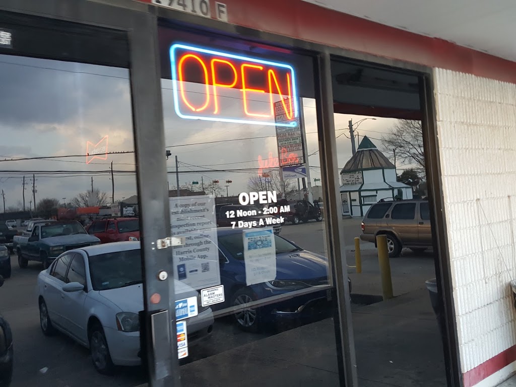 Mugshots Tavern | restaurant | 19410 Clay Rd, Katy, TX 77449, USA | 2818599100 OR +1 281-859-9100