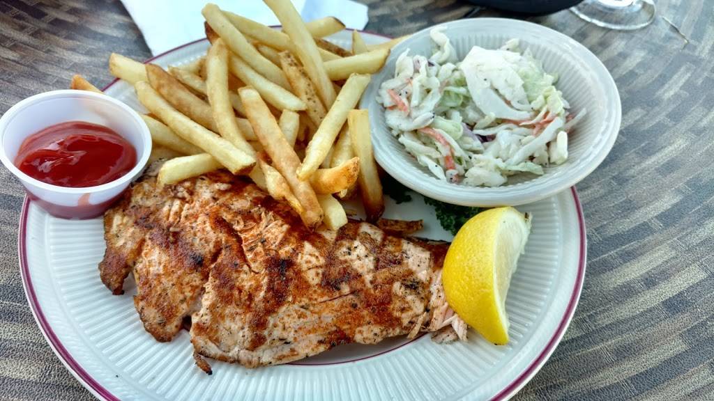 The Chart Room | restaurant | 565 Eden St, Bar Harbor, ME 04609, USA | 2072889740 OR +1 207-288-9740