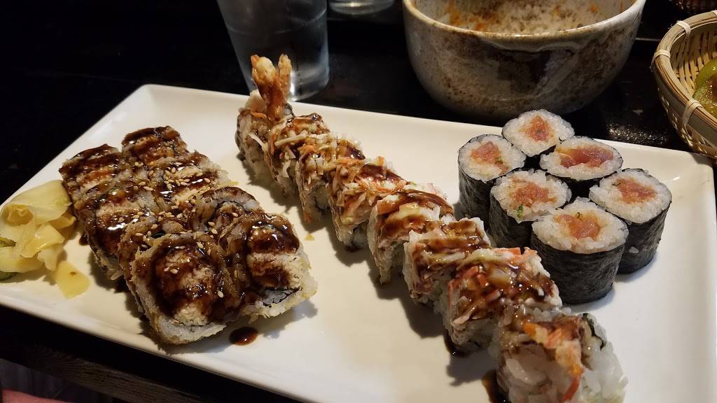 Yoshitomo | restaurant | 6009 Maple St, Omaha, NE 68104, USA | 4029165872 OR +1 402-916-5872