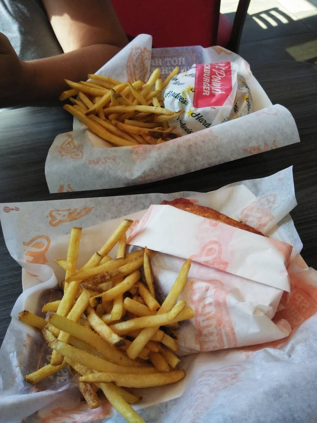 Hardees | restaurant | 1510 S Erie Blvd, Hamilton, OH 45011, USA | 5138891923 OR +1 513-889-1923