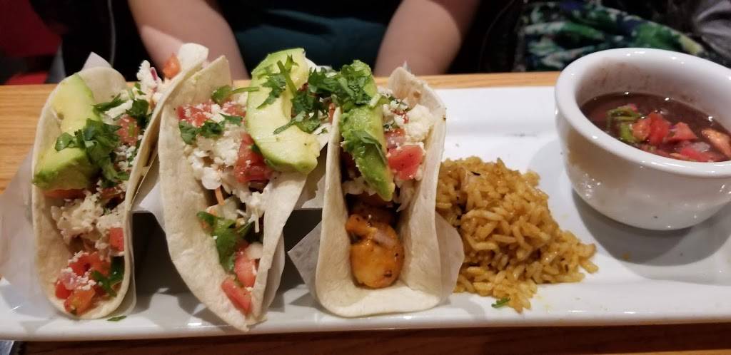 Chilis Grill & Bar | meal takeaway | 2610, 9720 Ridgeland Ave, Chicago Ridge, IL 60415, USA | 7084249866 OR +1 708-424-9866