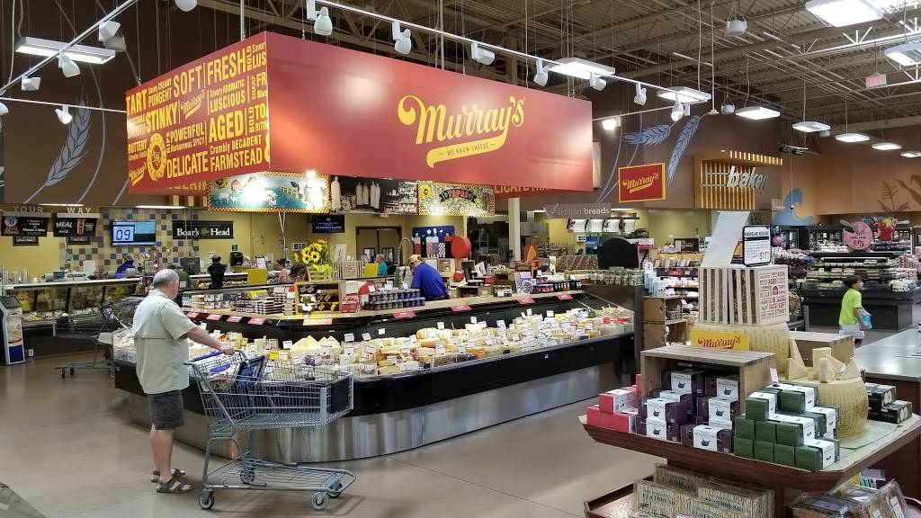 Shelter Cove Towne Centre | shopping mall | 40 Shelter Cove Ln, Hilton Head Island, SC 29928, USA | 8436863090 OR +1 843-686-3090