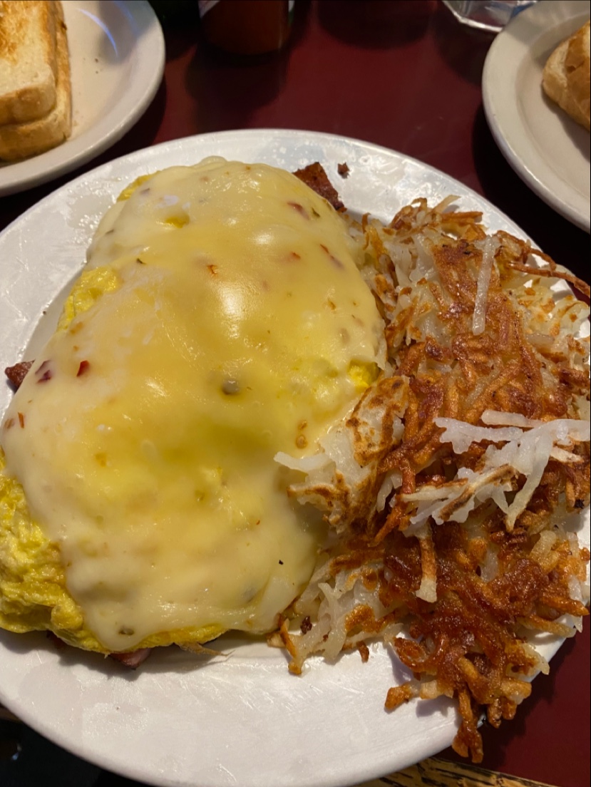 Alices Country House | restaurant | 17345 Wilson River Hwy, Tillamook, OR 97141, USA | 5038427927 OR +1 503-842-7927