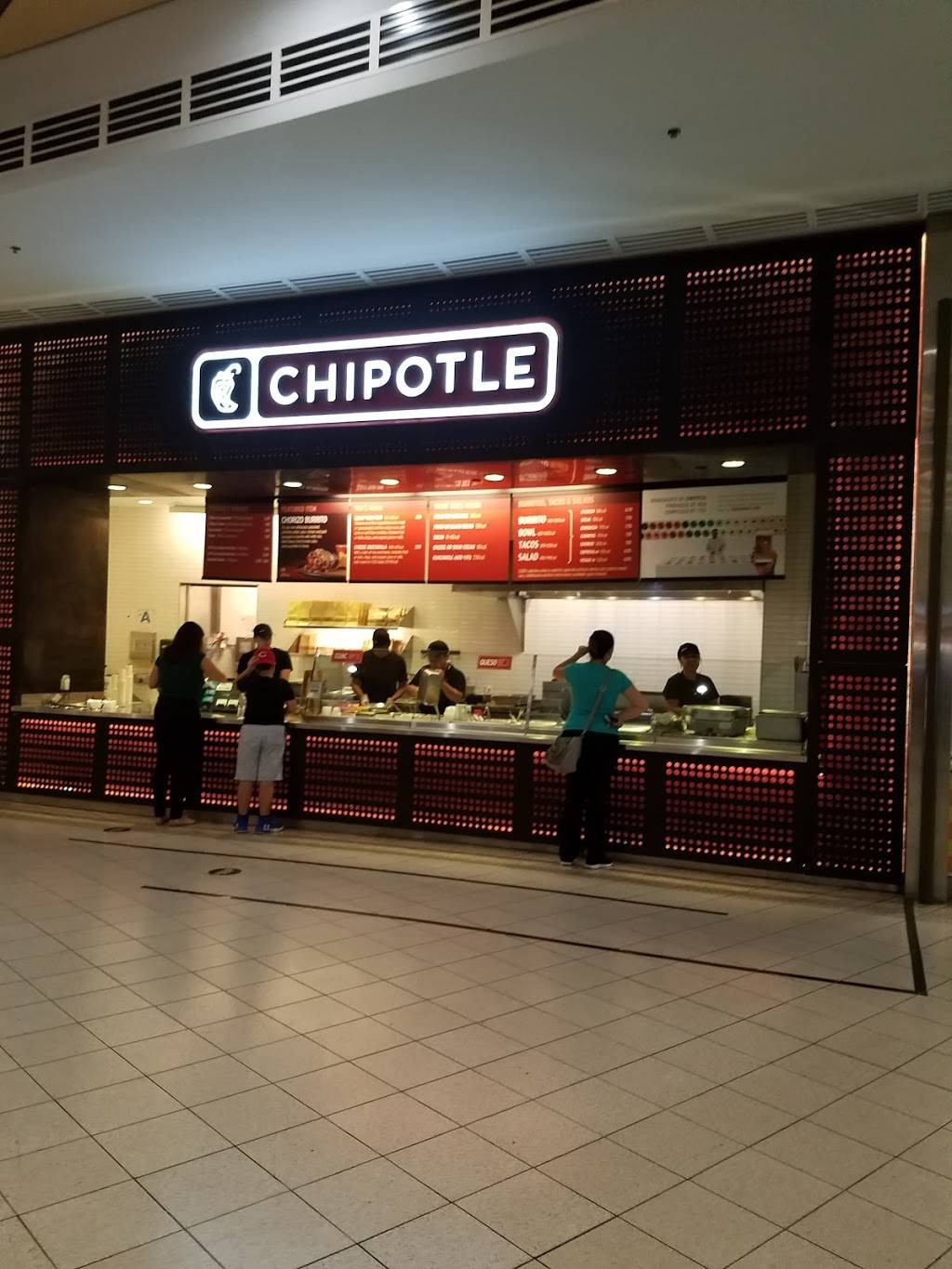 Chipotle Mexican Grill | restaurant | 3030 Plaza Bonita Rd Ste 2450, National City, CA 91950, USA | 6198020000 OR +1 619-802-0000