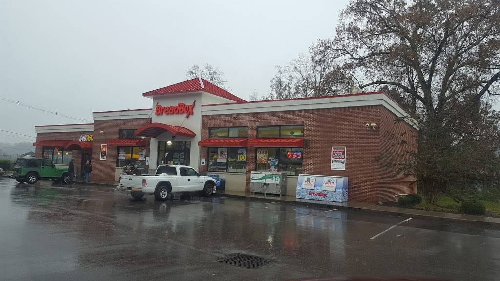 Subway | restaurant | 601 Edgemoor Rd, Powell, TN 37849, USA | 8659453600 OR +1 865-945-3600