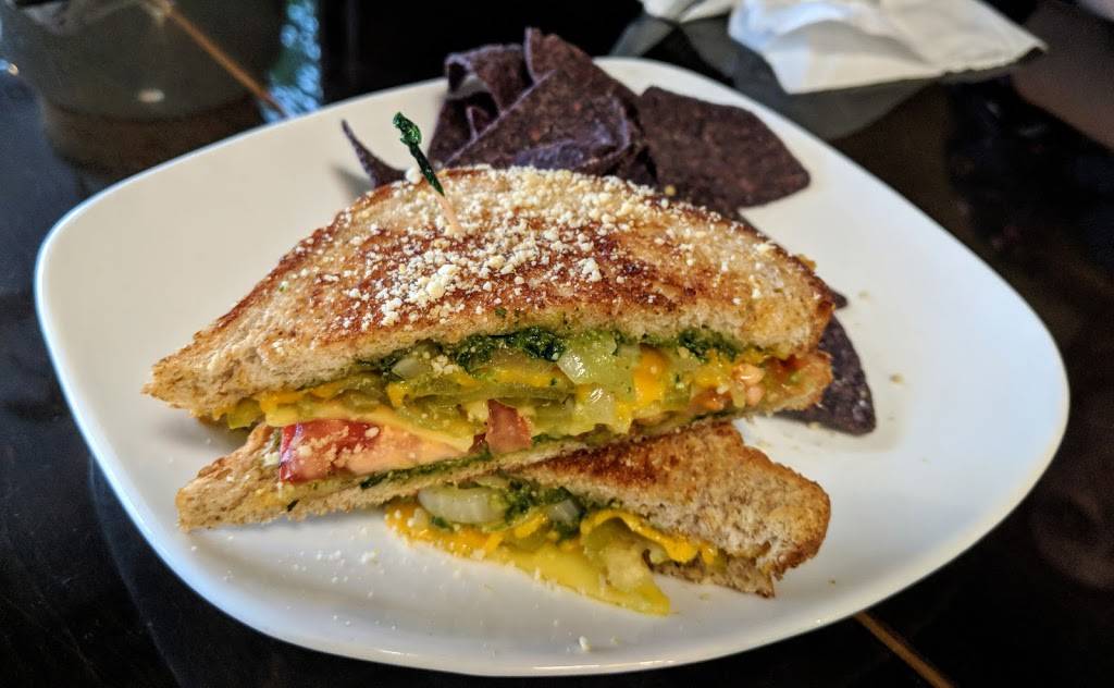 Fruits & Roots | restaurant | 710 S Colorado Ave, Stuart, FL 34994, USA | 7726786627 OR +1 772-678-6627