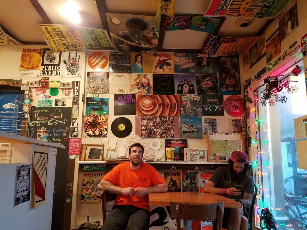 Pizza Soul | restaurant | 76 Sugarbush Village Dr, Warren, VT 05674, USA | 8024966202 OR +1 802-496-6202