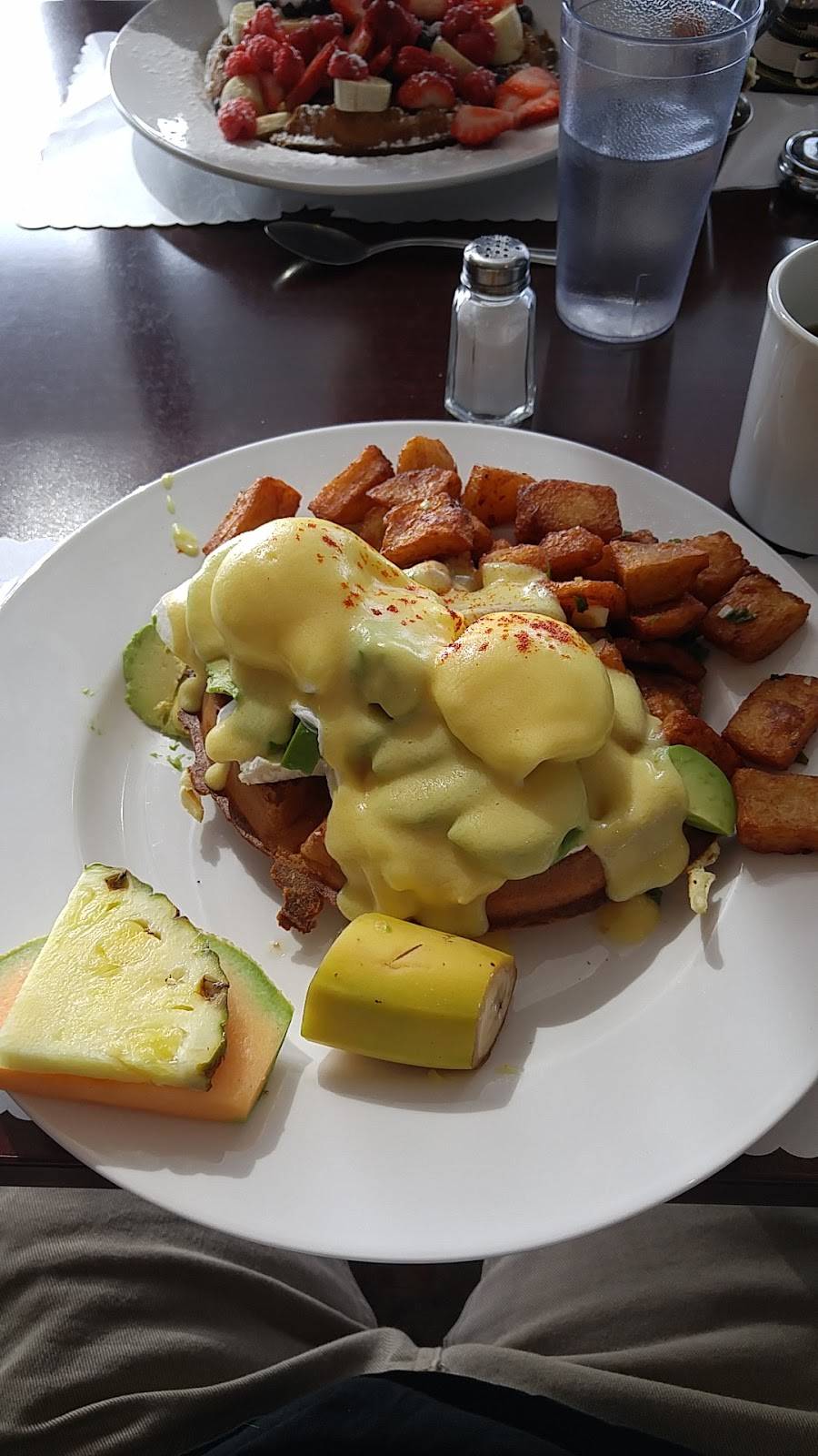 Restaurant LEggsoeuf | restaurant | 129 Boulevard Laurier, McMasterville, QC J3G 1P9, Canada | 4502811373 OR +1 450-281-1373