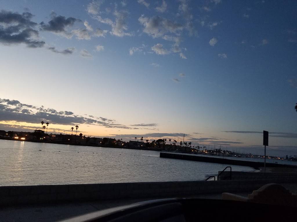 Quincy Street Ltd | restaurant | 2405 Roosevelt Blvd, Oxnard, CA 93035, USA | 8059846262 OR +1 805-984-6262