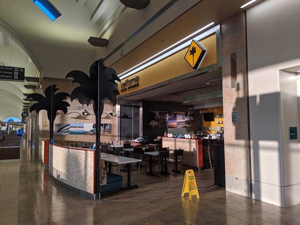 California Pizza Kitchen | restaurant | 18601 Airport Way, Santa Ana, CA 92707, USA | 9492526125 OR +1 949-252-6125
