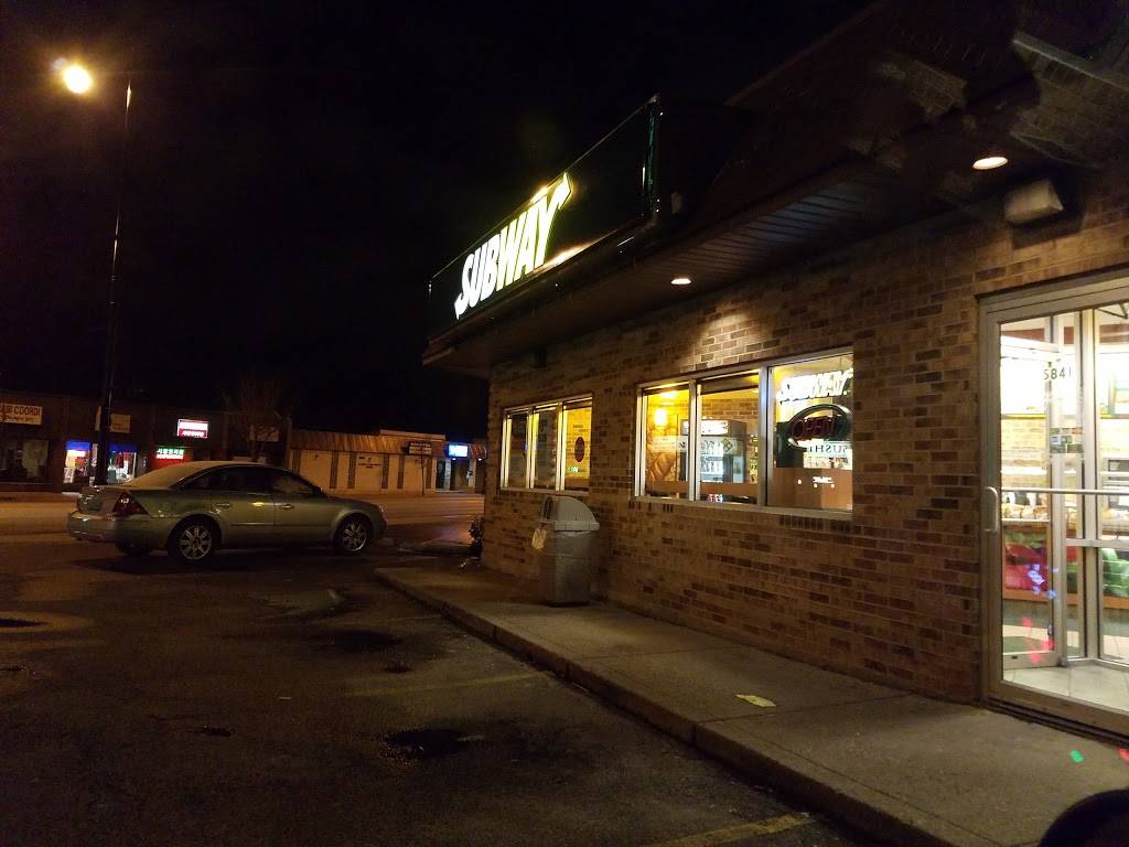 Subway Restaurants | restaurant | 5841 Dempster Street, Morton Grove, IL 60053, USA | 8479677827 OR +1 847-967-7827