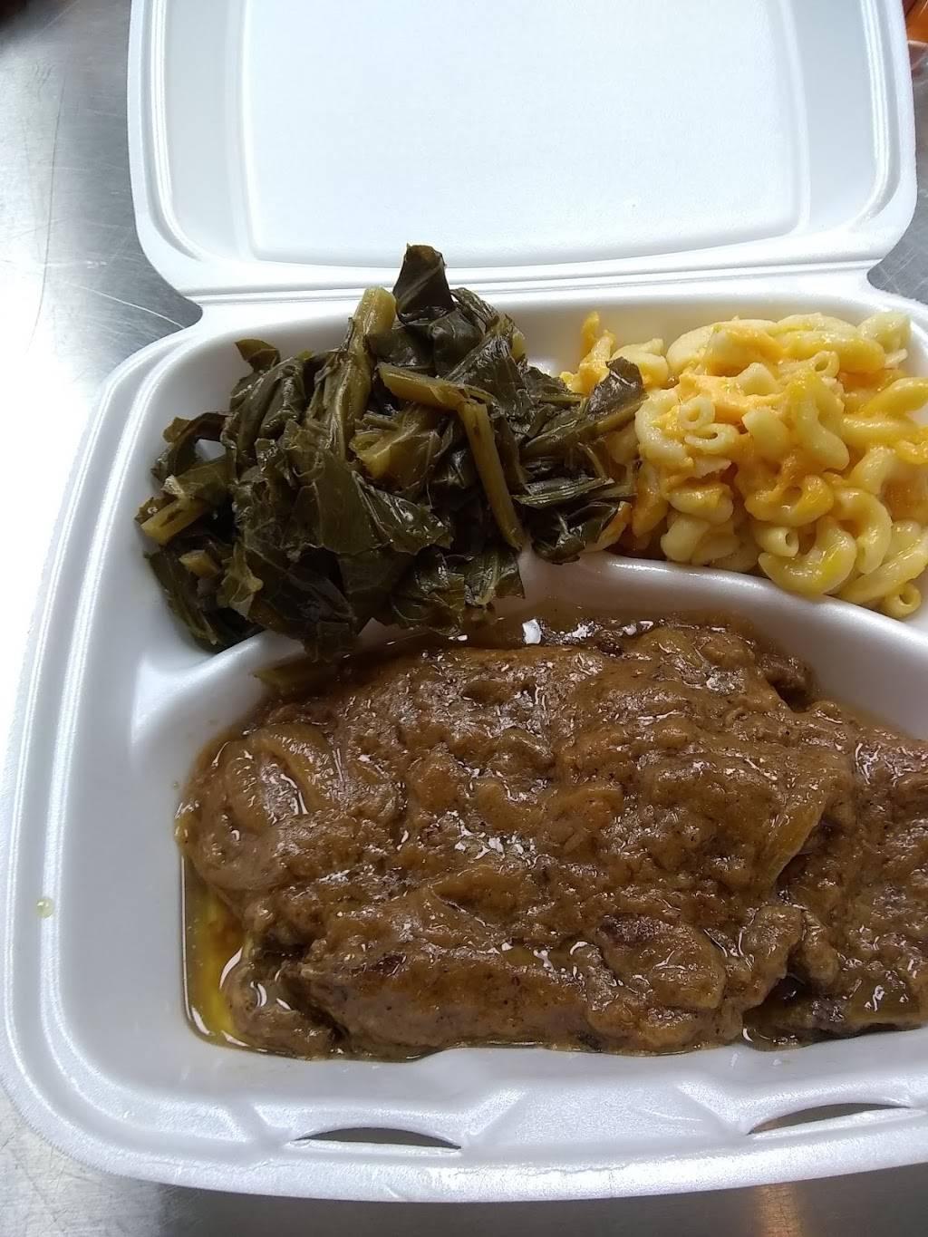 Madelines Kitchen Inc. | restaurant | 200 Washington Ave, Weldon, NC 27890, USA | 2526788700 OR +1 252-678-8700