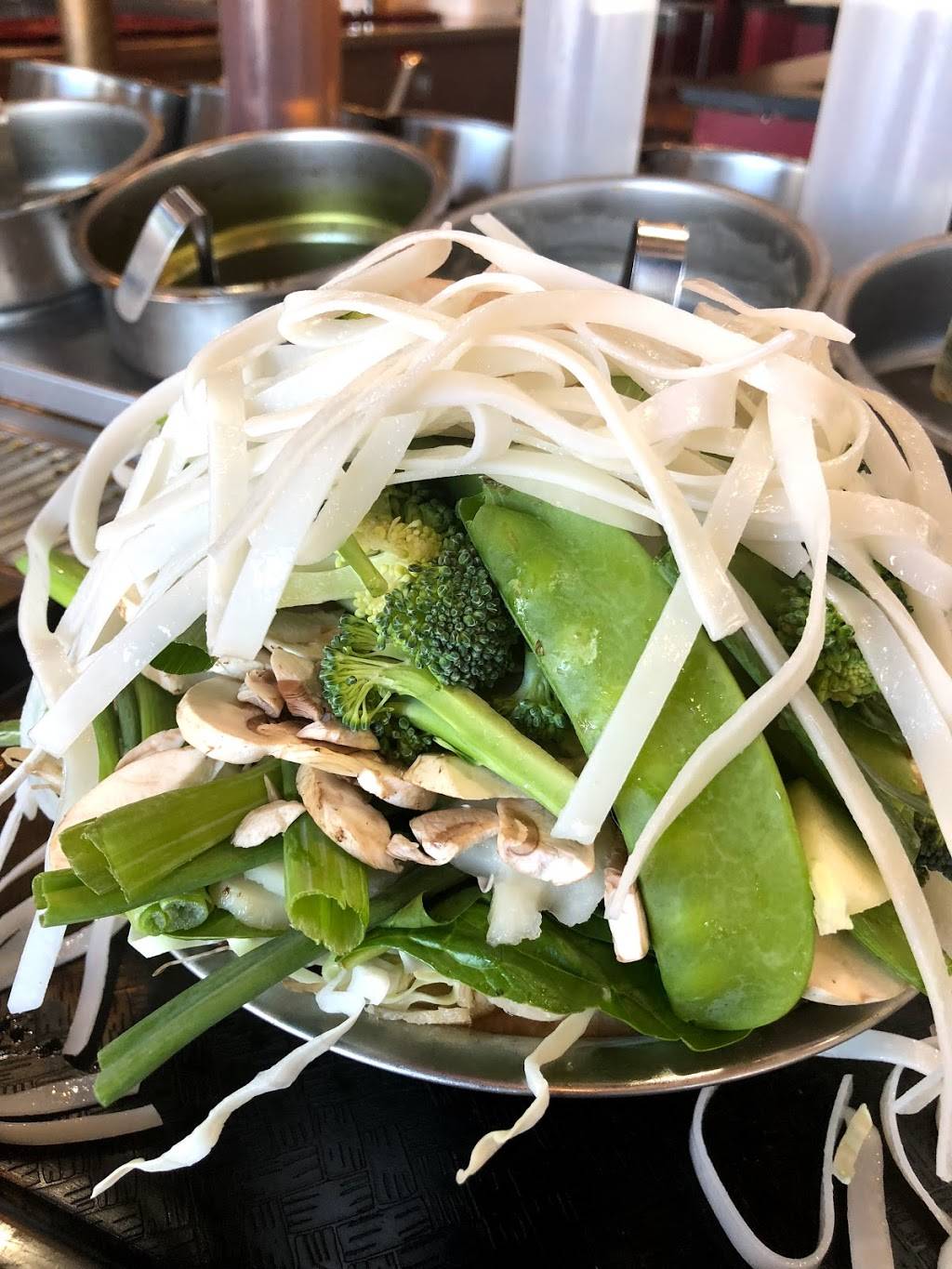 Blazin Mongolian BBQ | meal takeaway | 9620 N Metro Pkwy W, Phoenix, AZ 85051, USA | 6023587608 OR +1 602-358-7608