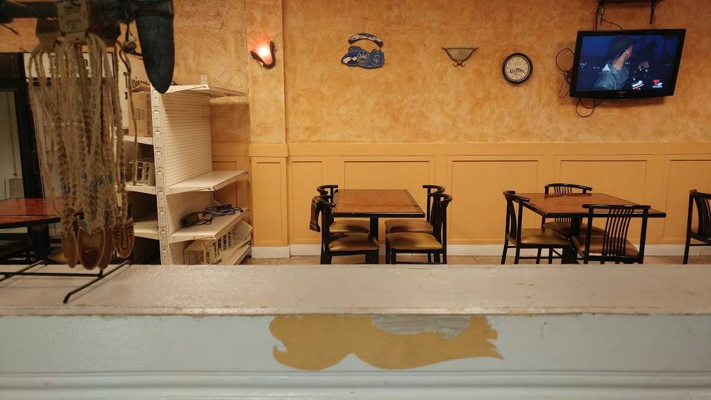 El Salvador Island Deli | restaurant | 58 Albany Ave, Amityville, NY 11701, USA | 6316080612 OR +1 631-608-0612