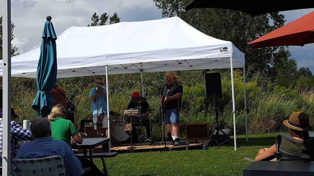 Wild Bill | restaurant | 9840 County Rd, Clarence Center, NY 14032, USA | 7169085263 OR +1 716-908-5263