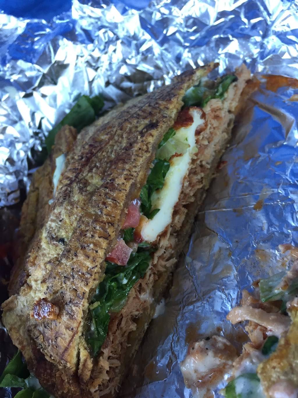 Patacon Pisao Truck | meal takeaway | 431 W 202nd St, New York, NY 10034, USA | 9179719828 OR +1 917-971-9828