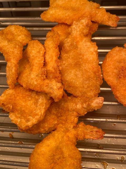 Ninas Chicken Seafood & Froyo | restaurant | 4400 E Berry St, Fort Worth, TX 76105, USA | 6827083000 OR +1 682-708-3000