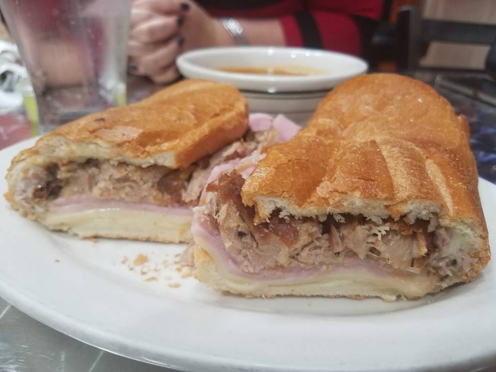 El Economico | restaurant | 5589 Broadway, Bronx, NY 10463, USA | 7187964851 OR +1 718-796-4851