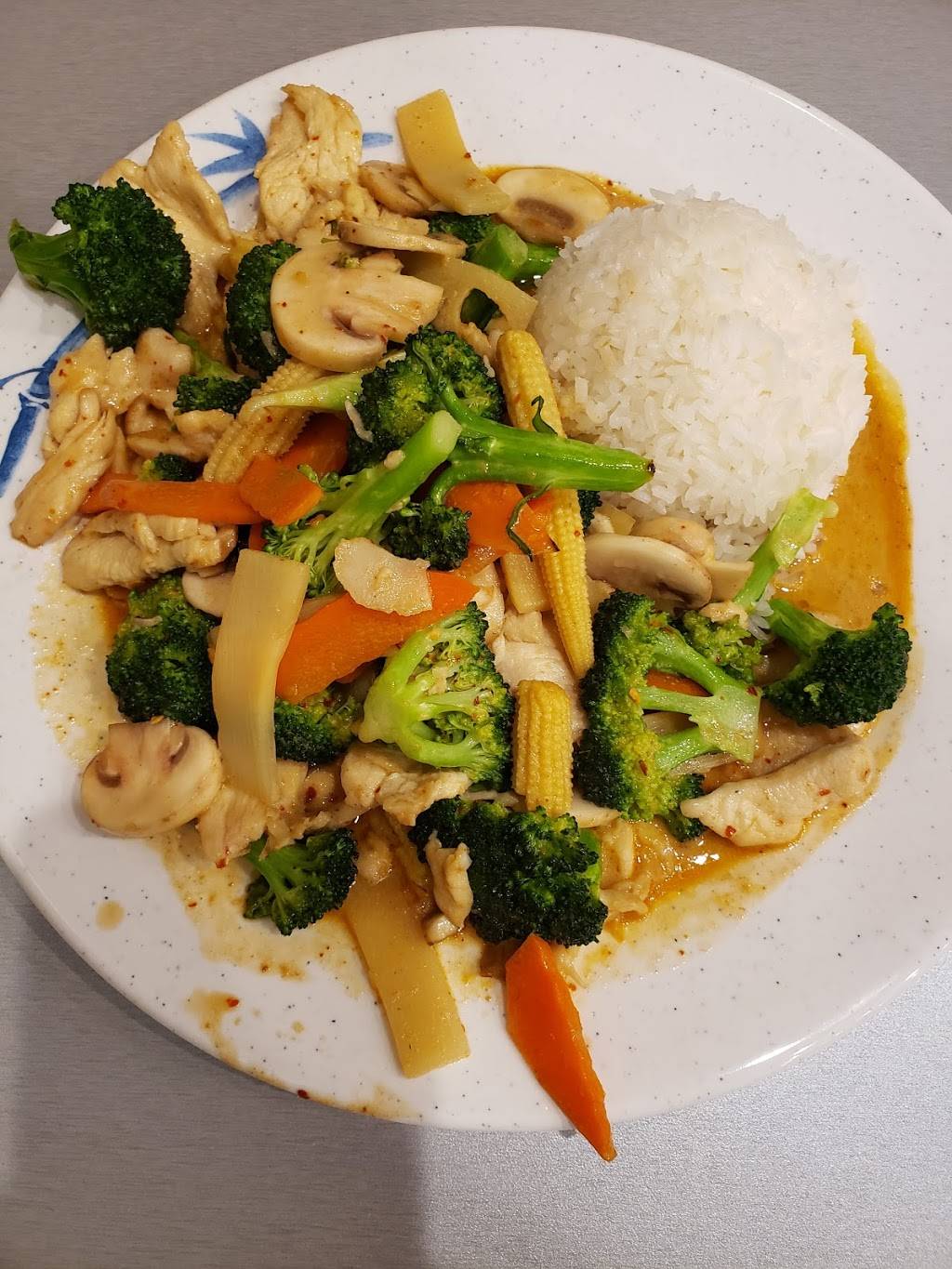 No Thai! | restaurant | 8367 Grand River Ave, Brighton, MI 48116, USA | 8105886280 OR +1 810-588-6280