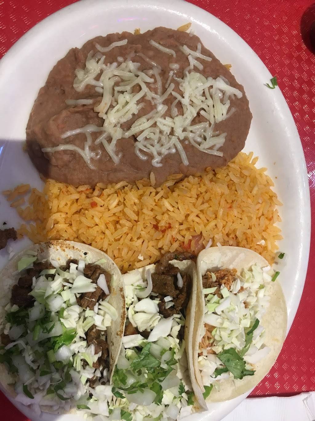 Amigos | Restaurant & Cantina | restaurant | 5113 W Walnut Ave, Visalia, CA 93277, USA | 5596366031 OR +1 559-636-6031