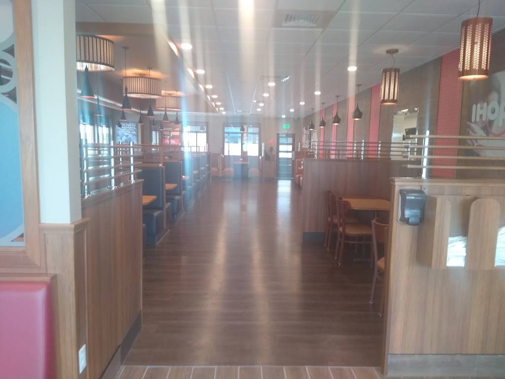 IHOP | restaurant | 40489 US-19, Tarpon Springs, FL 34689, USA | 7279474012 OR +1 727-947-4012