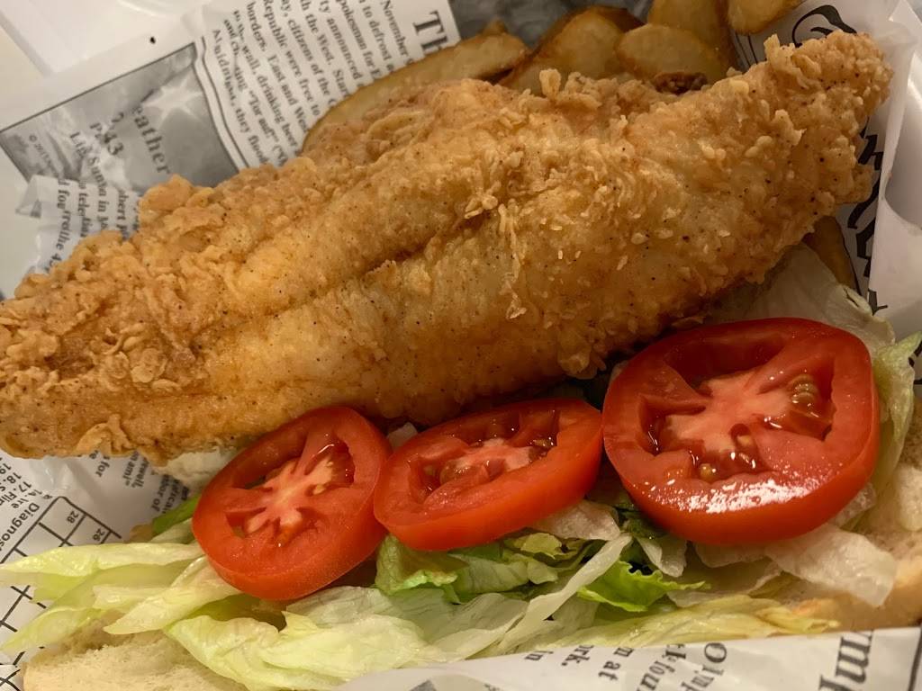 Christina’s Place | restaurant | 114 S Leona St, Orange Grove, TX 78372, USA | 3614904112 OR +1 361-490-4112