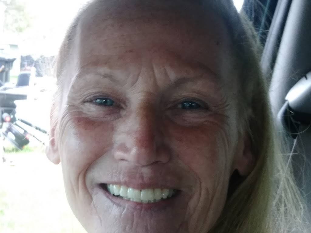 Casse Croute Chez Mom Patate | restaurant | 280 Rue Principale, Plaisance, QC J0V 1S0, Canada | 8194276562 OR +1 819-427-6562