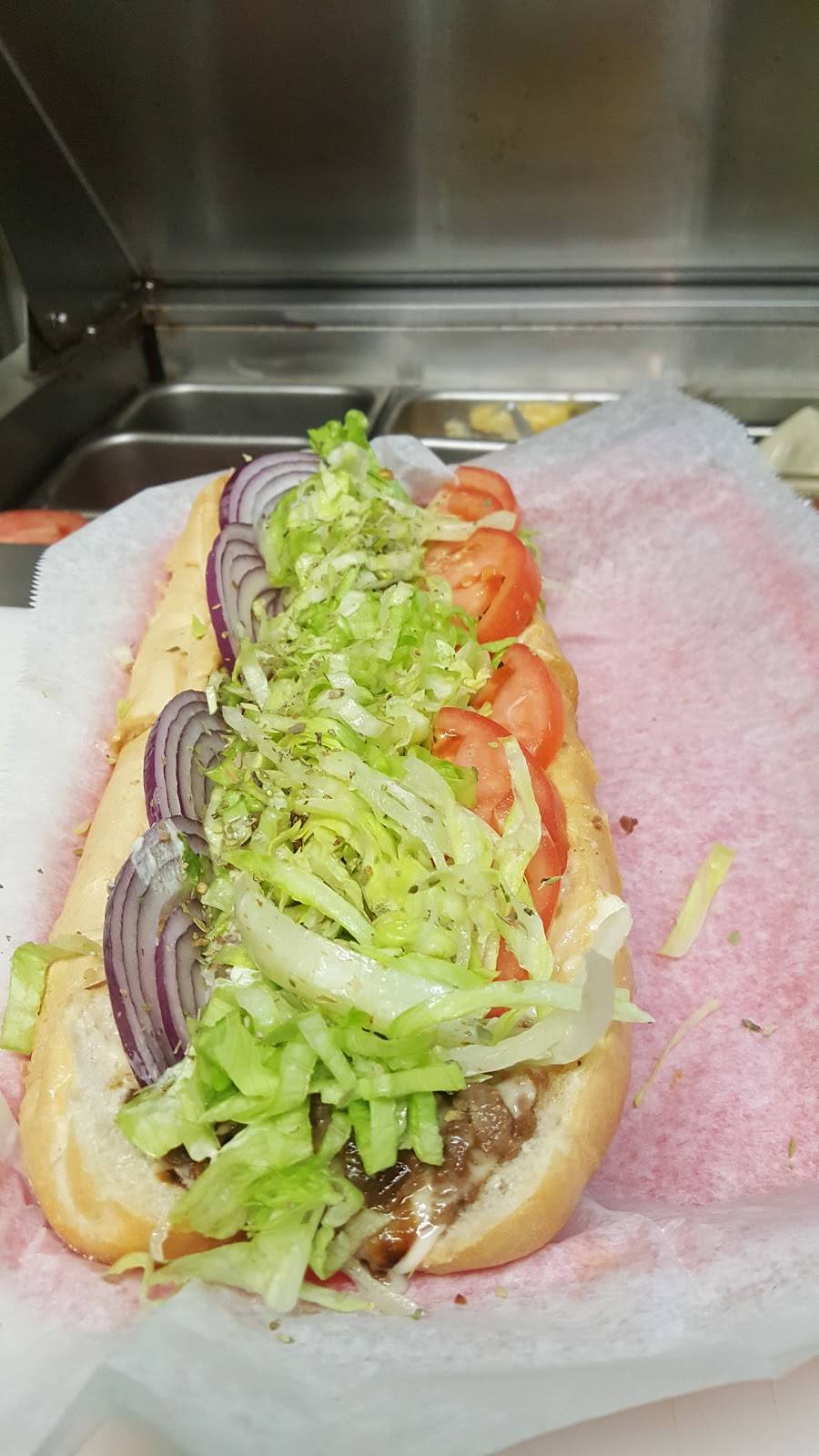 Reales Restaurant & Bar | restaurant | 7233 Frankford Ave, Philadelphia, PA 19135, USA | 2153326374 OR +1 215-332-6374