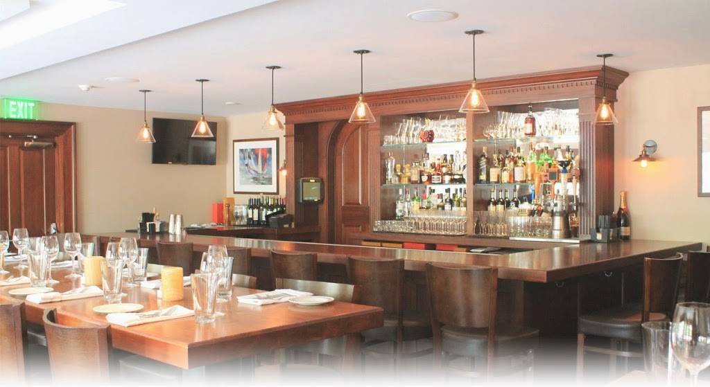 Jos American Bistro | restaurant | 24 Memorial Blvd W, Newport, RI 02840, USA | 4018475506 OR +1 401-847-5506