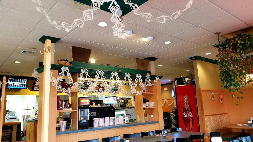 Pizza House | restaurant | 66 Union St, Easthampton, MA 01027, USA | 4135271320 OR +1 413-527-1320