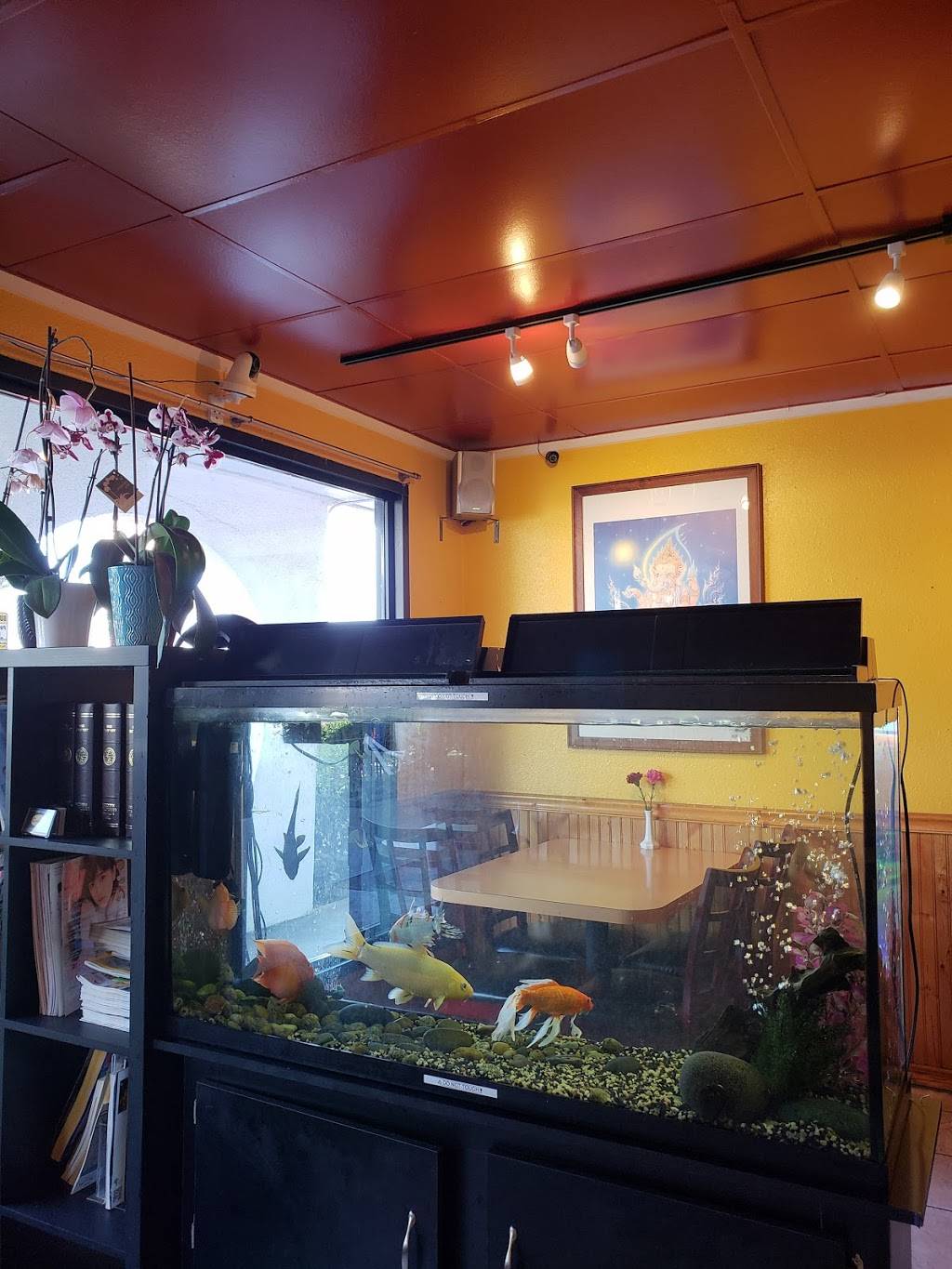 Chana Thai Cuisine | restaurant | 1117 W Manchester Blvd #F, Inglewood, CA 90301, USA | 3103420407 OR +1 310-342-0407