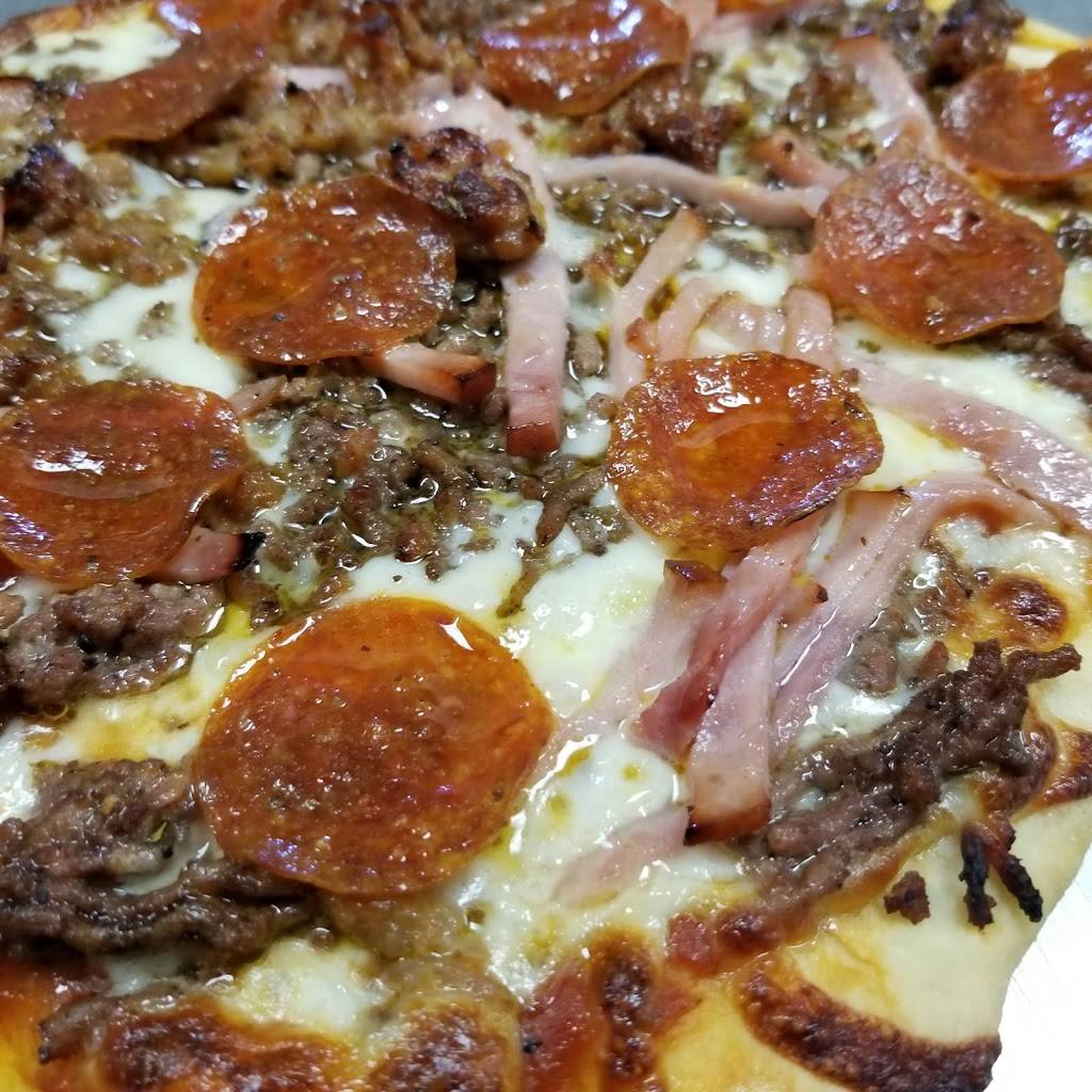 Crust Plus | restaurant | 6020 Blue Ridge Blvd, Raytown, MO 64133, USA | 8162667000 OR +1 816-266-7000