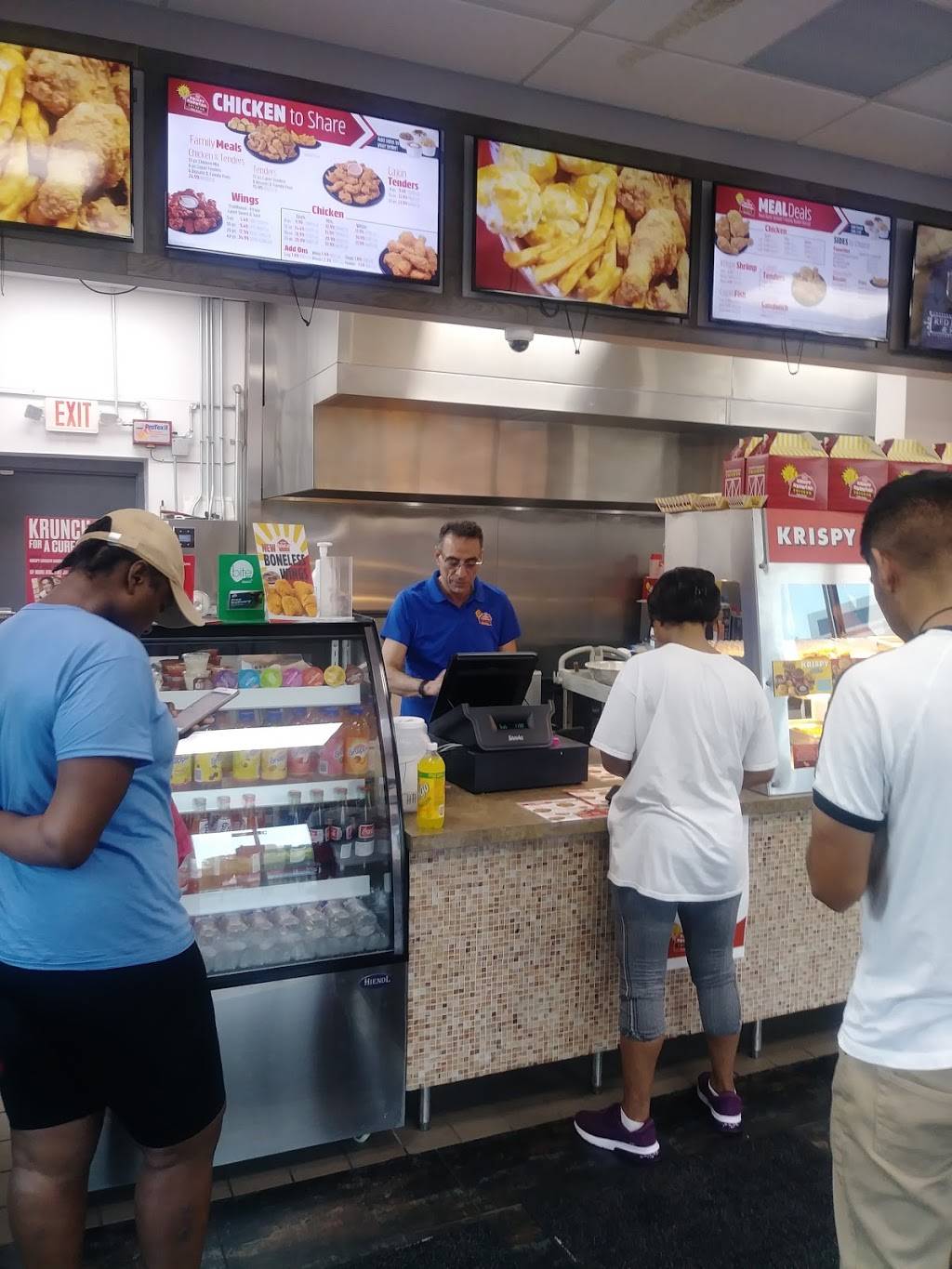 Krispy Krunchy Chicken | restaurant | 1120 W Broadway Ave, Minneapolis, MN 55411, USA | 6128863344 OR +1 612-886-3344