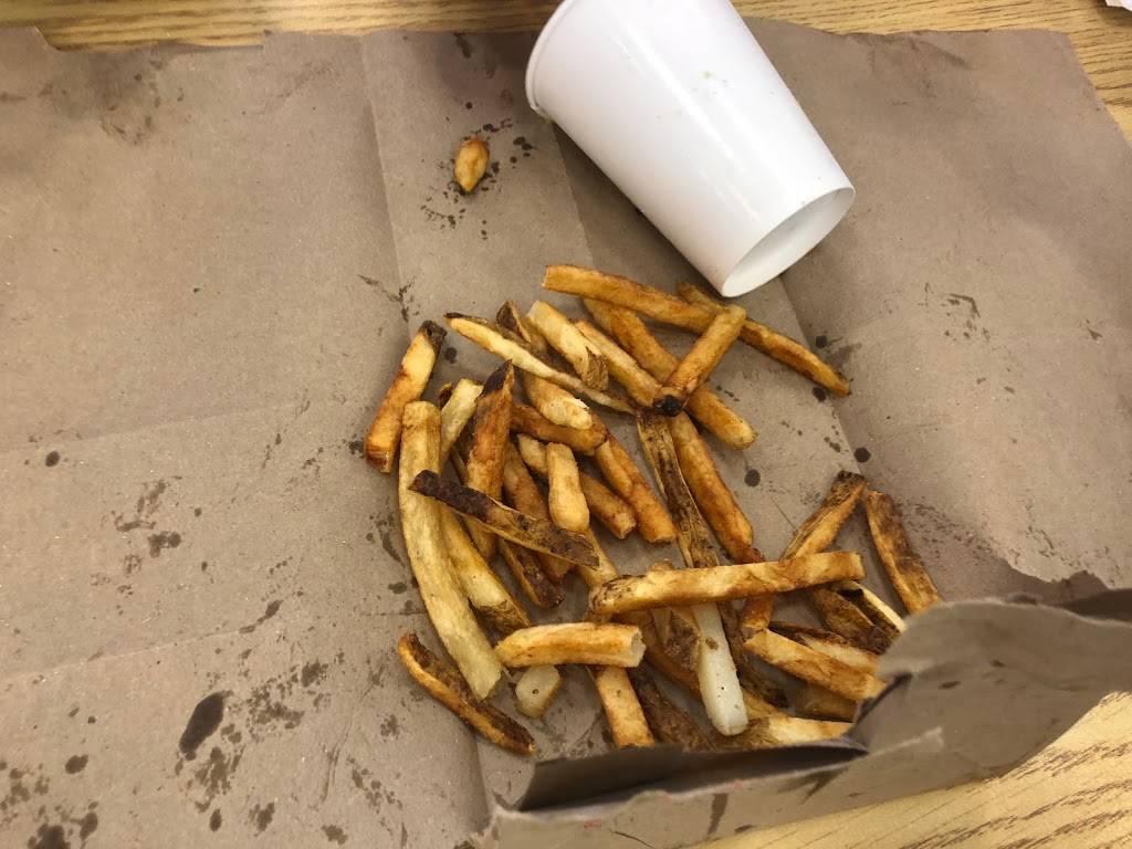 Five Guys | meal takeaway | 1207 Washington St, Hanover, MA 02339, USA | 7818296770 OR +1 781-829-6770