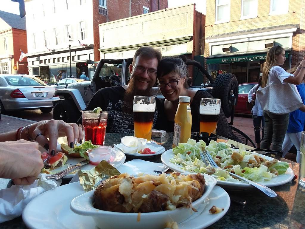 Castlebay Irish Pub | restaurant | 193A Main St, Annapolis, MD 21401, USA | 4106260165 OR +1 410-626-0165