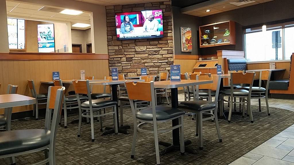 Culvers | restaurant | 3900 E Grand River Ave, Howell, MI 48843, USA | 5172255907 OR +1 517-225-5907