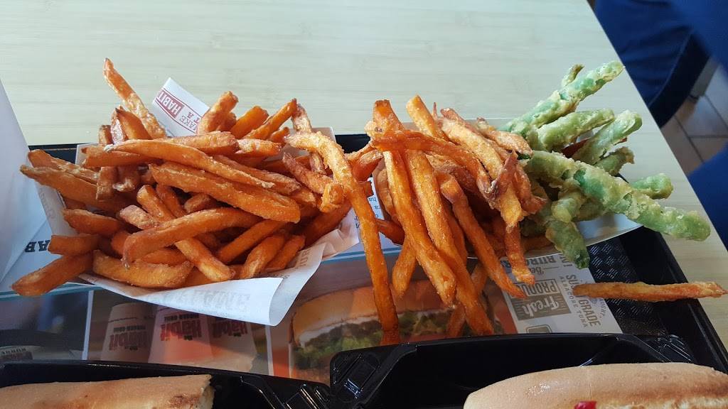 The Habit Burger Grill | meal takeaway | 1115 E Bidwell St, Folsom, CA 95630, USA | 9169833028 OR +1 916-983-3028