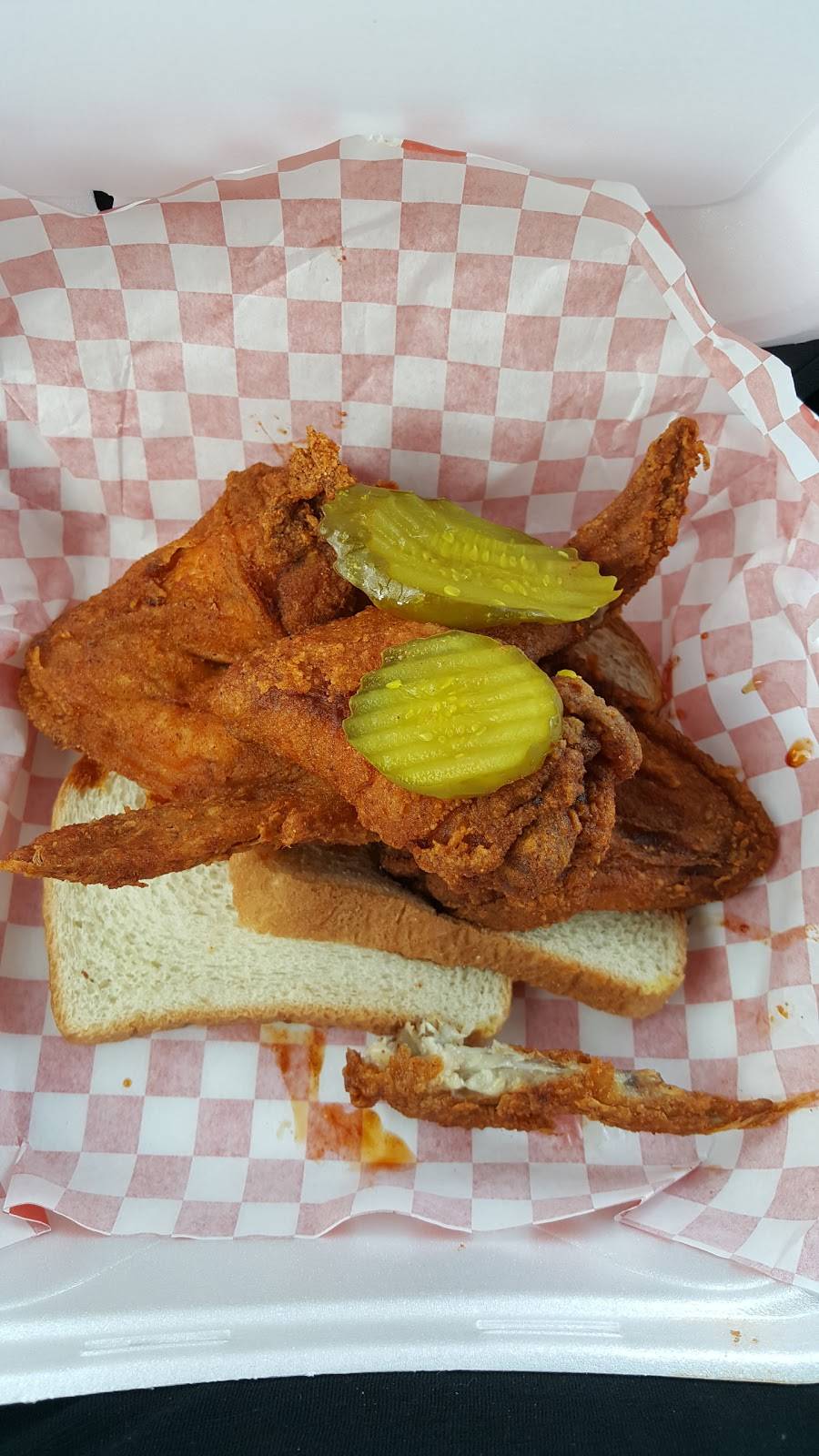Hella Hot Chicken | restaurant | 516 Bell Rd, Antioch, TN 37013, USA | 6159154416 OR +1 615-915-4416