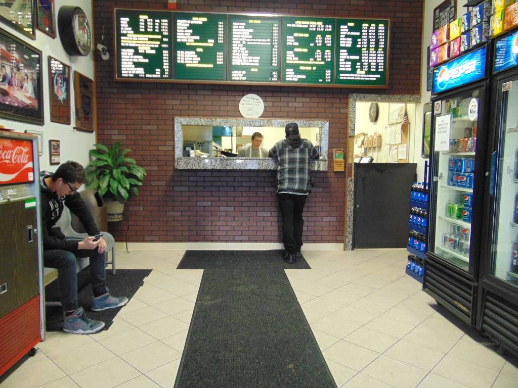 Little Franks Pizzeria | meal takeaway | 6355 W 79th St, Burbank, IL 60459, USA | 7085988660 OR +1 708-598-8660