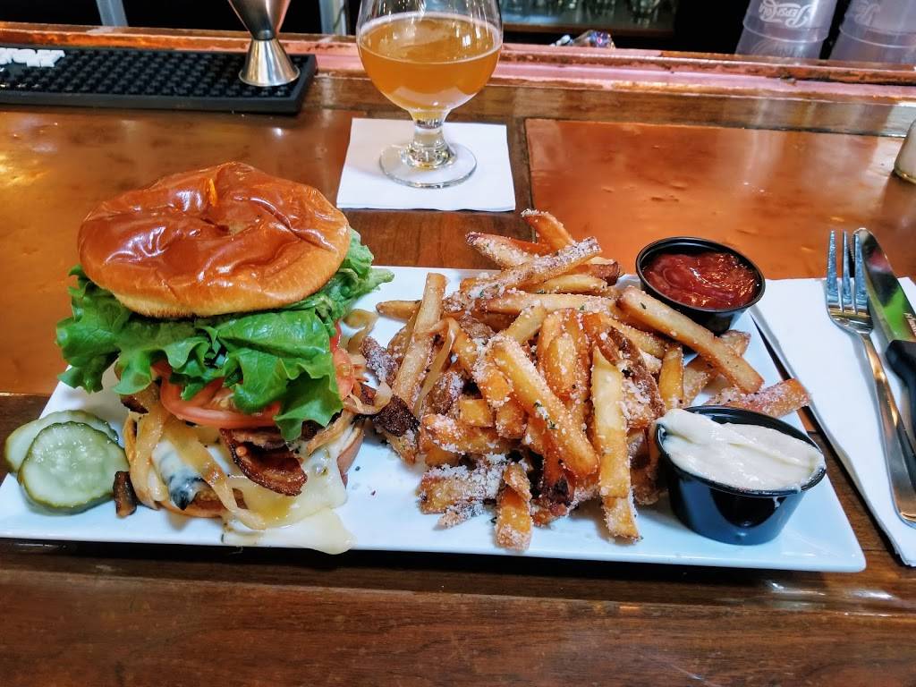 Madison Brewing Company Pub & Restaurant | restaurant | 428 Main St, Bennington, VT 05201, USA | 8024427397 OR +1 802-442-7397