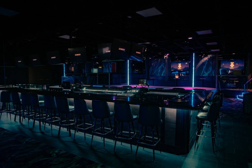 Dancers Royale Cocoa Beach | night club | 74 N Orlando Ave, Cocoa Beach, FL 32931, USA | 3217846177 OR +1 321-784-6177