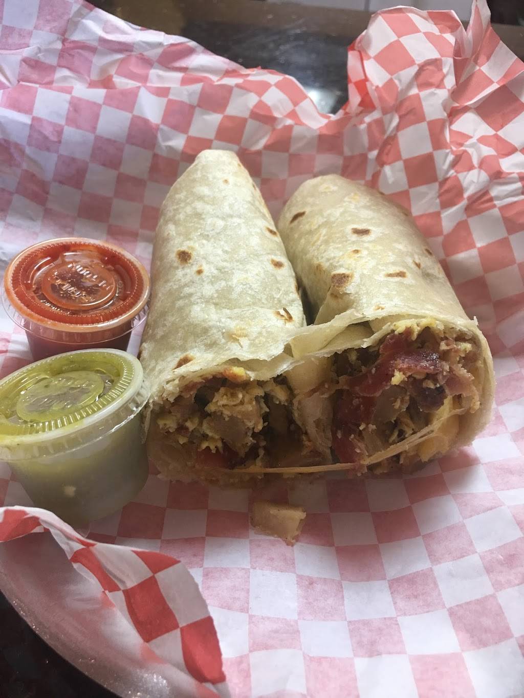 Franciscos Mexican Food | restaurant | 3233 E Chandler Blvd #6-A, Phoenix, AZ 85048, USA | 4804744492 OR +1 480-474-4492