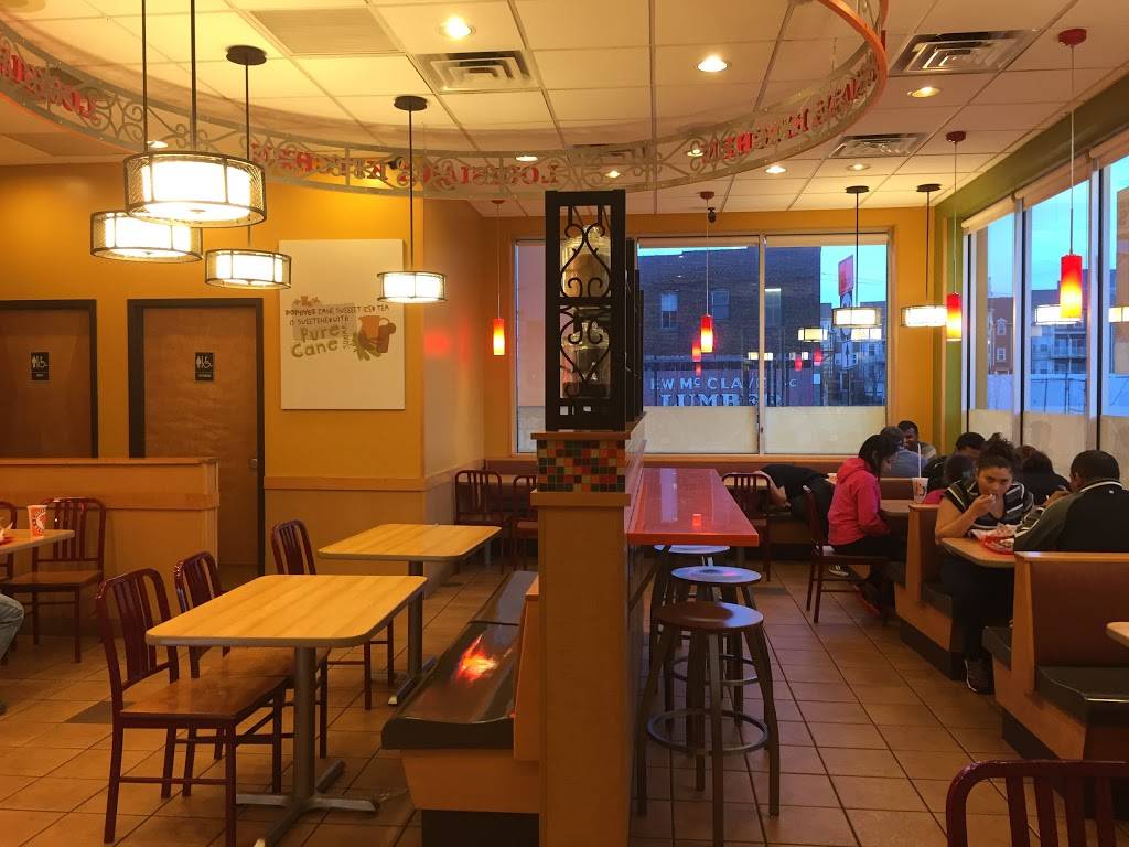 Popeyes Louisiana Kitchen | restaurant | 7 Passaic Ave, Harrison, NJ 07029, USA | 9734824435 OR +1 973-482-4435