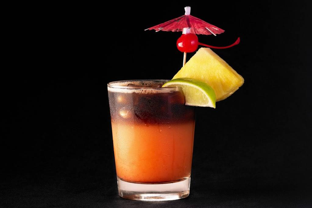 Azure | restaurant | 2259 Kalakaua Ave, Honolulu, HI 96815, USA | 8089214600 OR +1 808-921-4600