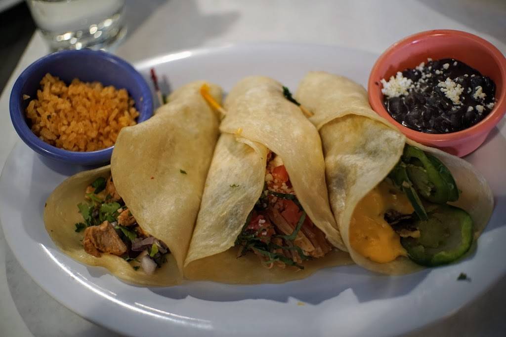 Margs Taco Bistro | restaurant | 10164 Donner Pass Rd, Truckee, CA 96161, USA | 5305876274 OR +1 530-587-6274