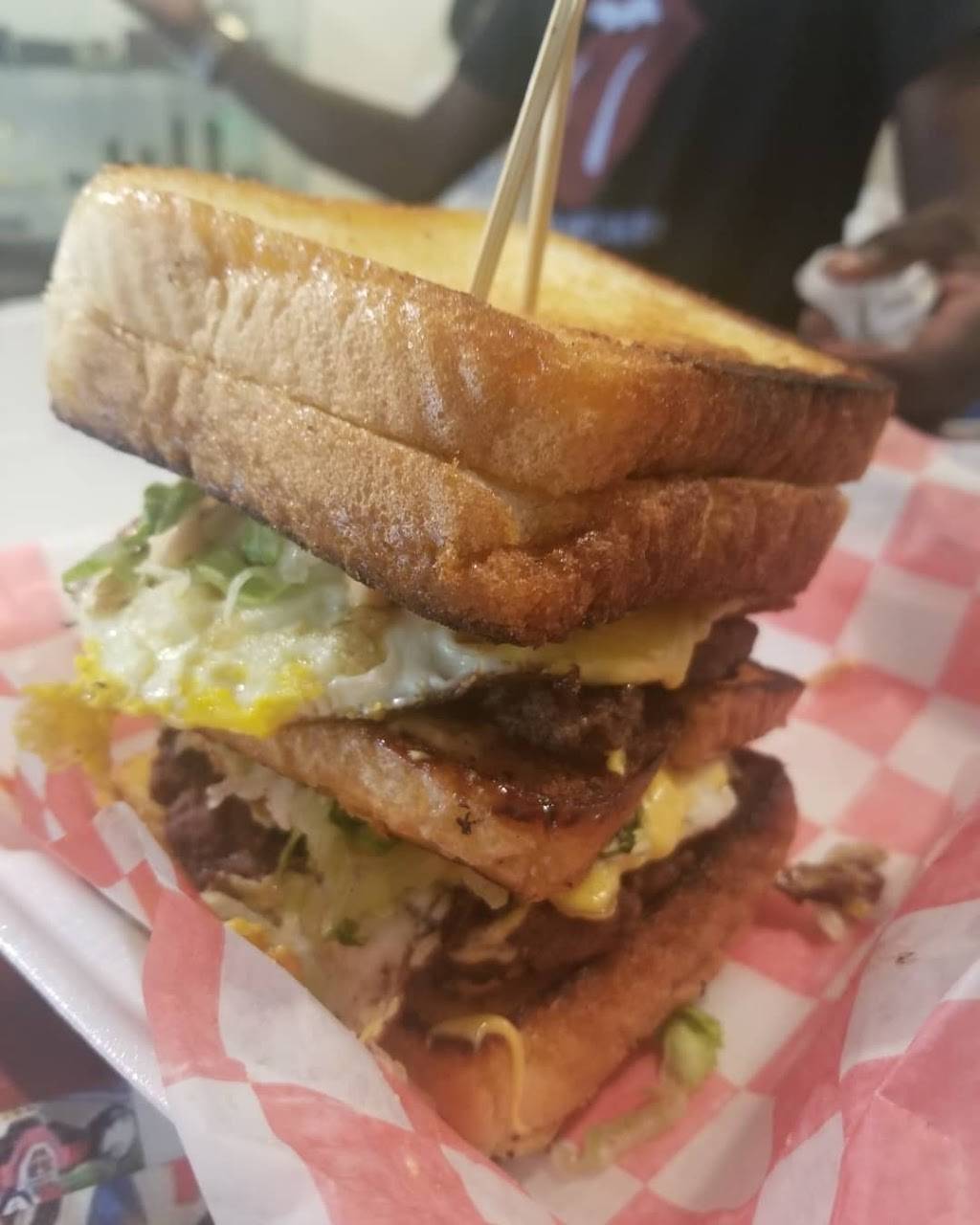 Back To The Foodture | restaurant | 378 Broadway Blvd, Pitcairn, PA 15140, USA | 4123723100 OR +1 412-372-3100