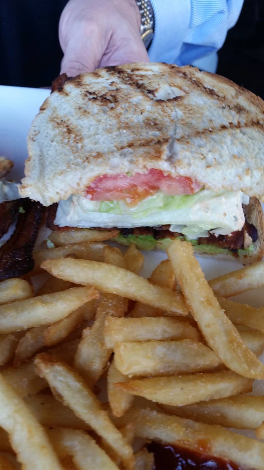 Little Rickys Rib Joint | restaurant | 2327, 540 Lincoln Ave, Winnetka, IL 60093, USA | 8477841444 OR +1 847-784-1444