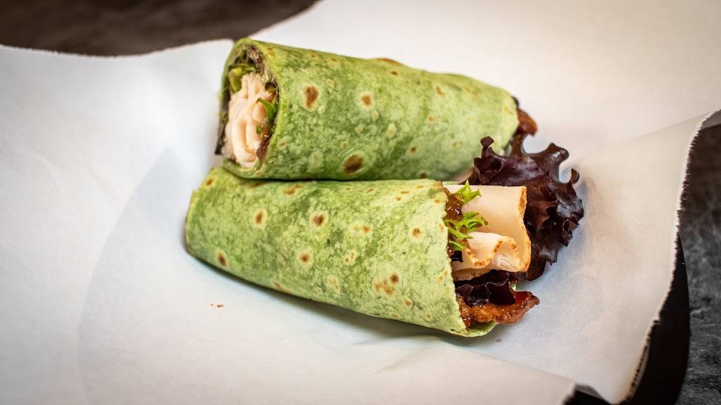 The Broadway Deli & Lounge | restaurant | 316 SW Washington St, Peoria, IL 61602, USA | 3094319708 OR +1 309-431-9708